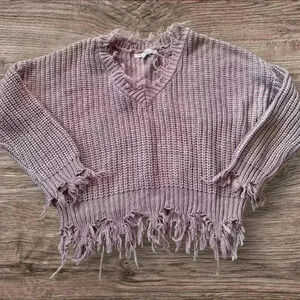 NWOT's Fringe trim Boutique Sweater size Medium Love Tree
